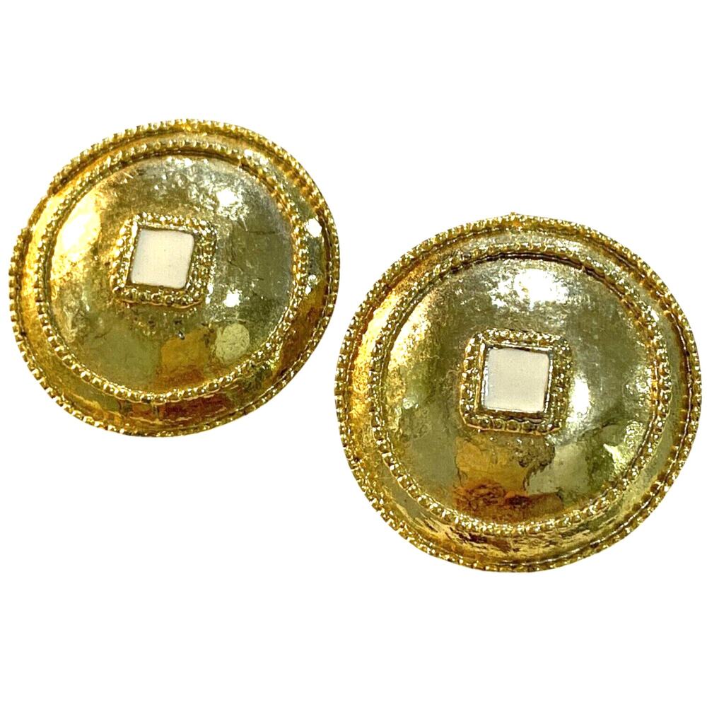 Vintage Y2K pierced earrings round goldtone with creamy white enamel centers